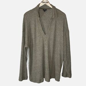 Torrid Women's Plus 2X Hacci Knit Sweater V Neck Long Sleeve Pullover Collared